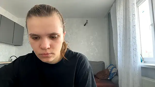 Snapshot of OlaTaulbee chatting on 03.16.26 OlaTaulbee online show from 03.16.26