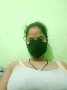 nidhiyadav00 online show from 04.20.26