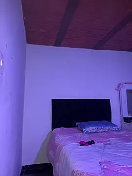 AnnaHott- online show from 03.15.26