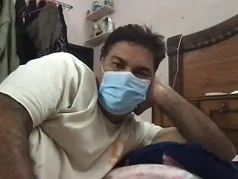 Snapshot of urb0nd chatting on 03.14.26 urb0nd online show from 03.14.26