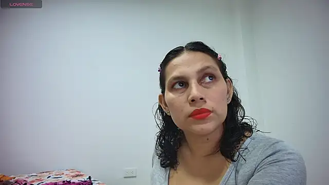 carlaantonellii online show from 06.25.26