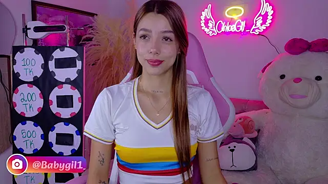 Snapshot of ChloeGil chatting on 06.01.26 ChloeGil online show from 06.01.26