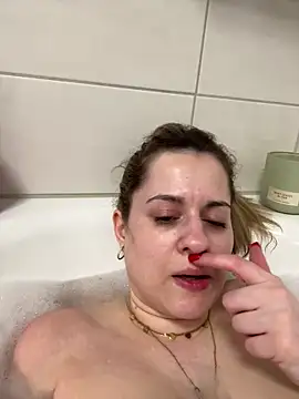 Mina Foxx online show from 03.17.26