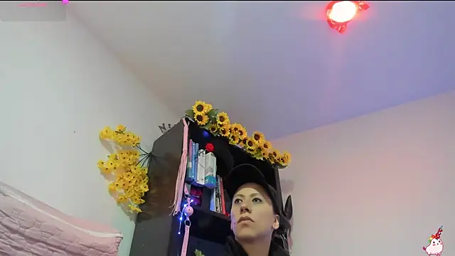 ItsAmara online show from 06.10.26