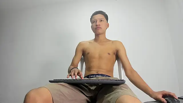 thiago bigcock 1 online show from 05.27.26