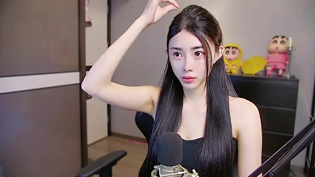 Snapshot of XiaoYuBao- chatting on 05.24.26 XiaoYuBao- online show from 05.24.26