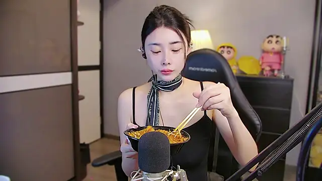 XiaoYuBao- online show from 07.12.26