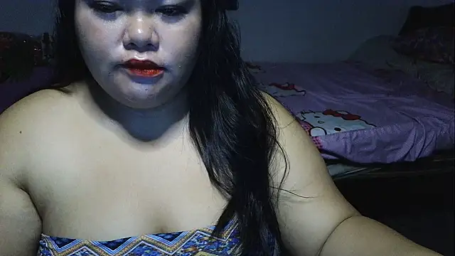 Snapshot of prettycarla_ chatting on 04.24.26 prettycarla online show from 04.24.26
