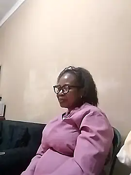 Snapshot of Prettylicou chatting on 05.23.26 Prettylicou online show from 05.23.26