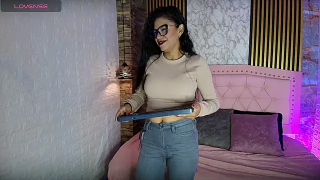 AishaCambell  online show from 05.01.26