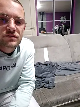 Snapshot of Madame-Monsieur-X chatting on 03.13.26 Madame-Monsieur-X online show from 03.13.26