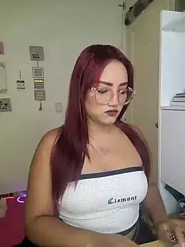 Snapshot of Alejitha-23 chatting on 05.29.26 Alejitha-23 online show from 05.29.26