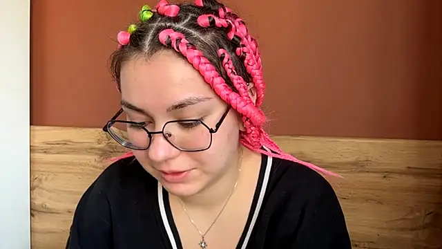 KlairRoms online show from 03.18.26