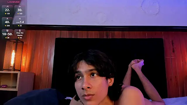 Snapshot of Cheys_Mast chatting on 07.28.26 Cheys Mast online show from 07.28.26
