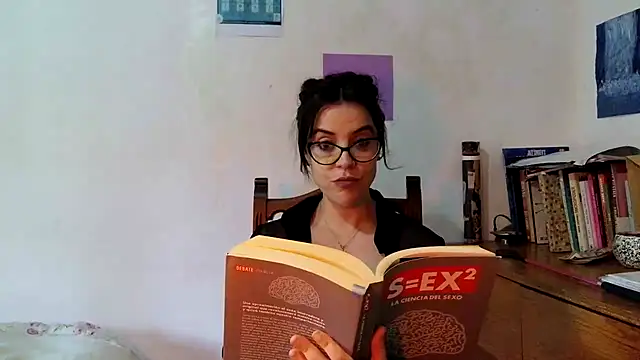 Snapshot of Spicy_girrrl chatting on 03.24.26 Spicy girrrl online show from 03.24.26