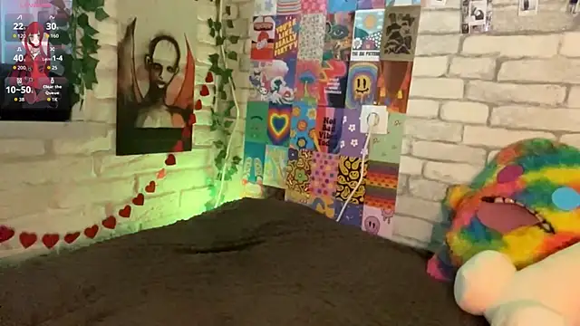 SarahHunnye online show from 05.02.26