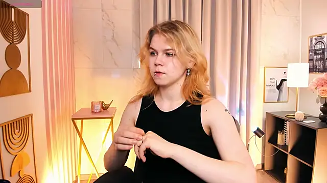 ElizabethVane online show from 06.18.26