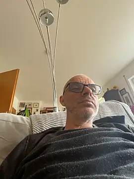 Thomate24 online show from 06.10.26