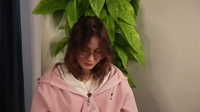 KaryLias online show from 03.17.26