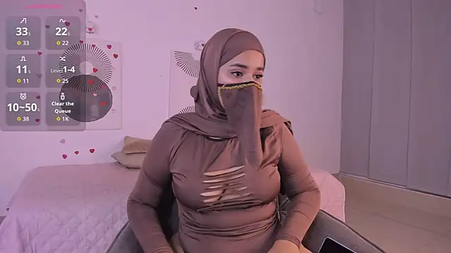 Aminaa Kaarim online show from 07.09.26