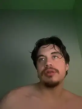 Snapshot of RuledTribe chatting on 03.31.26 RuledTribe online show from 03.31.26