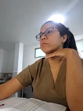Aila Phone online show from 05.10.26