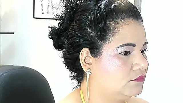 MAYTE1096 online show from 07.07.26