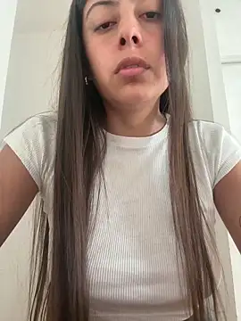 Snapshot of Antonella9799 chatting on 03.28.26 Antonella9799 online show from 03.28.26