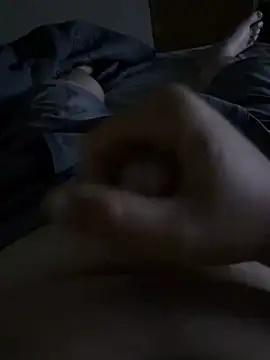 Snapshot of bobbysbone chatting on 04.07.26 bobbysbone online show from 04.07.26