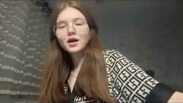 Karenredflag online show from 03.17.26