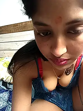 Pari lovers online show from 04.18.26
