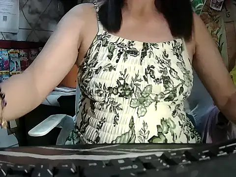 mommylicious 23 online show from 06.21.26