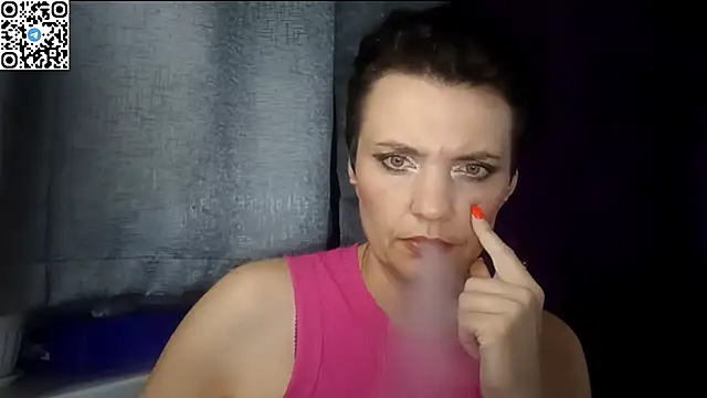 HotMamaQueen234 online show from 05.31.26