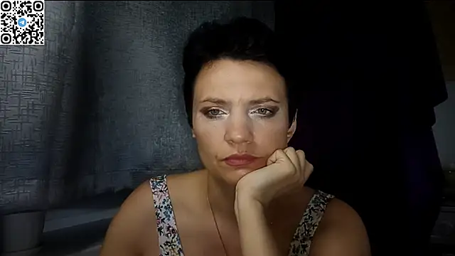 HotMamaQueen234 online show from 06.13.26