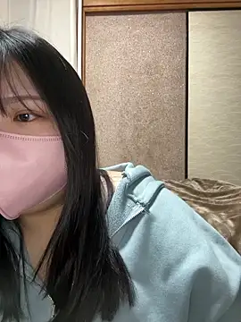 Snapshot of yuriyuri_japan chatting on 03.18.26 yuriyuri japan online show from 03.18.26