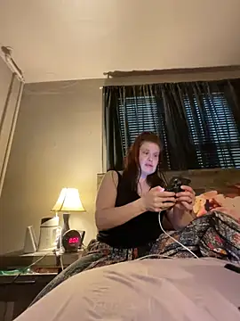 JulieetteLatte online show from 06.22.26