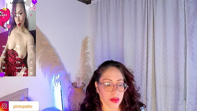 Mariia Paulaa online show from 05.13.26