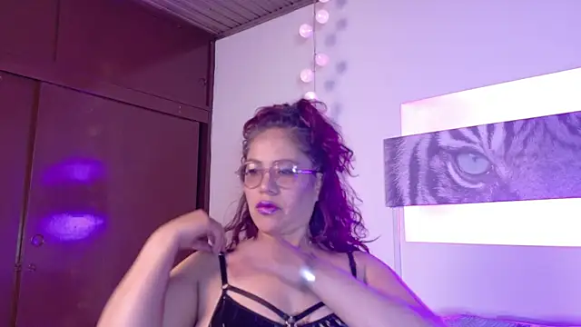 Mariia Paulaa online show from 07.04.26