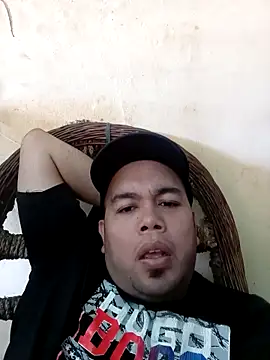 ernesto24892 online show from 03.17.26