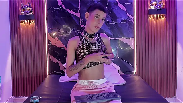 Snapshot of Kitty_New_house chatting on 04.01.26 Kitty New house online show from 04.01.26