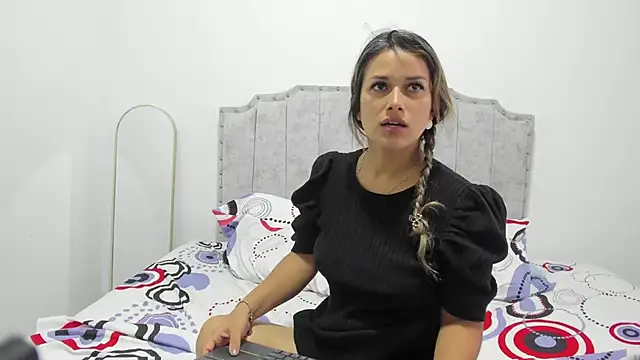 camila borbon  online show from 05.23.26