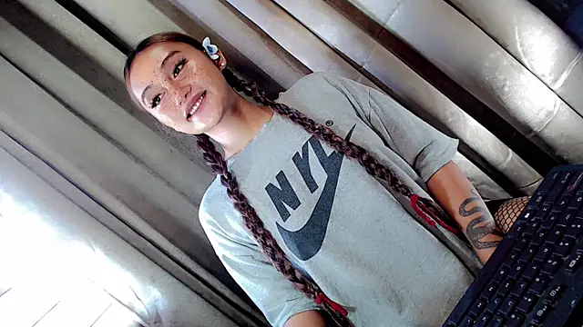 Jessicasfantasy online show from 04.10.26