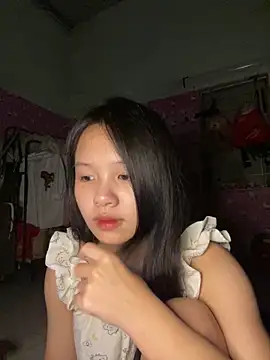 Snapshot of Link-mii chatting on 03.18.26 Link-mii online show from 03.18.26