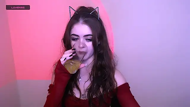  LunnaBelle  online show from 07.22.26