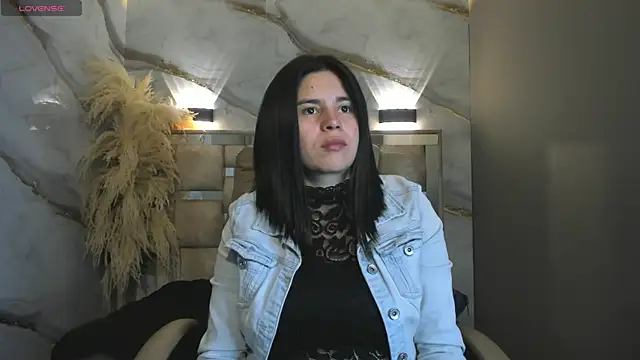 Cata black online show from 04.21.26
