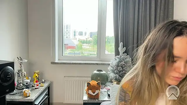 Zero  Calories  online show from 06.16.26