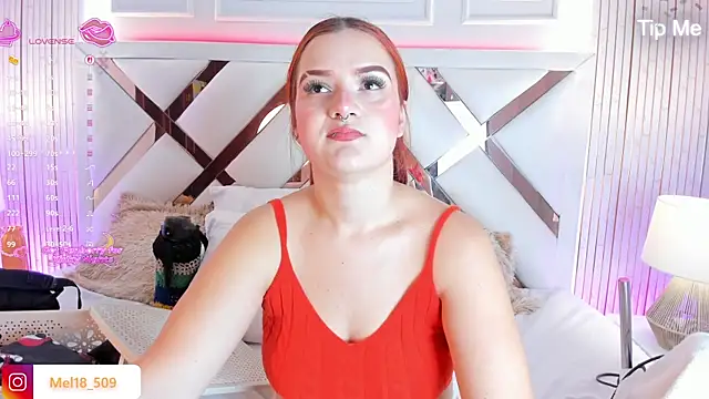 melanieklaus2 online show from 06.25.26