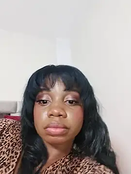 HannaMayers  online show from 04.25.26