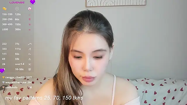 Snapshot of sonri_xa chatting on 04.15.26 sonri xa online show from 04.15.26
