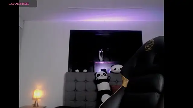 Melannyy V online show from 07.23.26